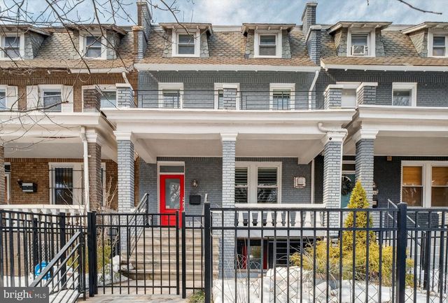 2214 NORTH CAPITOL ST NW, Washington, DC 20002