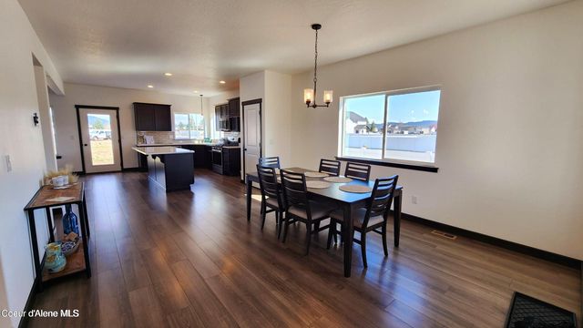 2846 N Neptune St, Post Falls, ID 83854