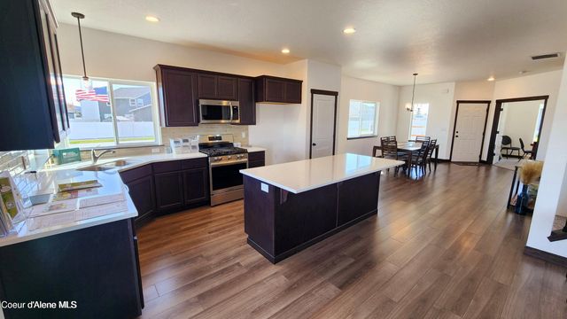 2846 N Neptune St, Post Falls, ID 83854
