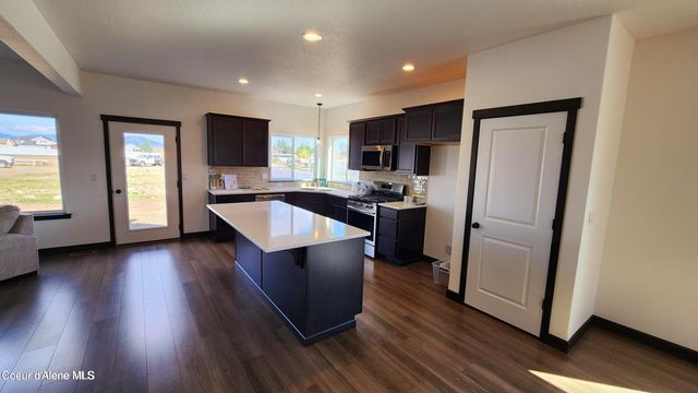 2846 N Neptune St, Post Falls, ID 83854