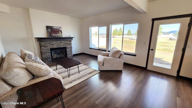 2846 N Neptune St, Post Falls, ID 83854