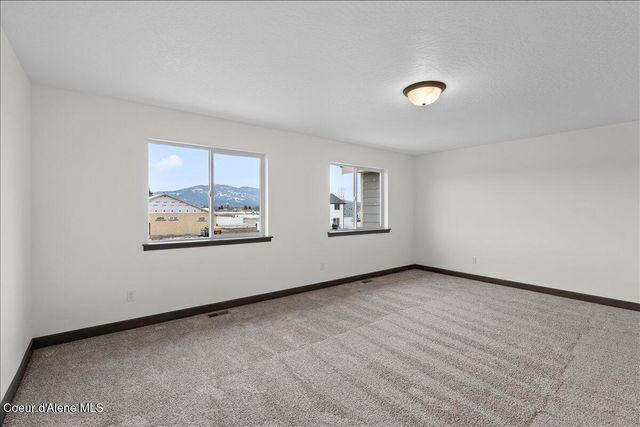 2846 N Neptune St, Post Falls, ID 83854