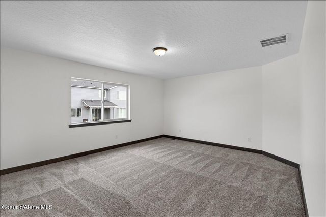 2846 N Neptune St, Post Falls, ID 83854
