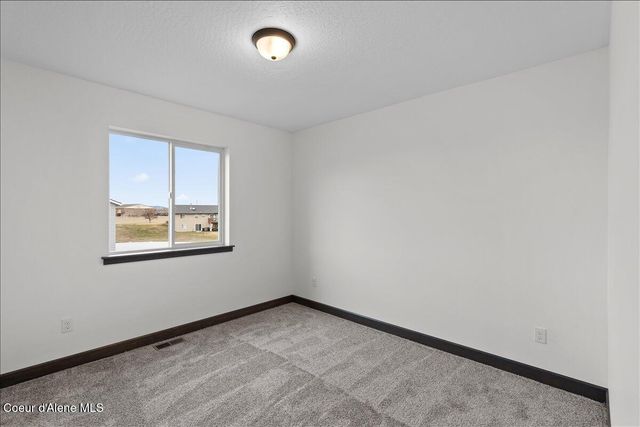 2846 N Neptune St, Post Falls, ID 83854