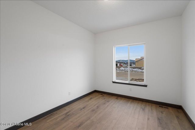 2846 N Neptune St, Post Falls, ID 83854