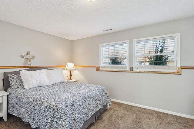 5132 Westwood Drive, West Des Moines, IA 50265