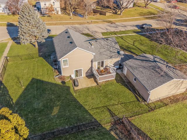 5132 Westwood Drive, West Des Moines, IA 50265