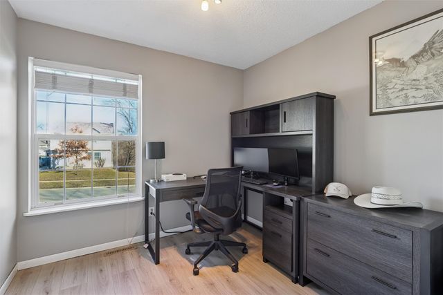 5132 Westwood Drive, West Des Moines, IA 50265