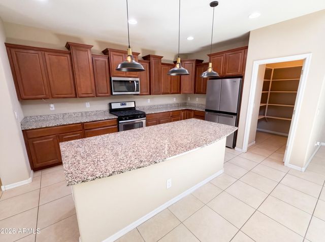 10742 W PRICKLY PEAR Trail, Peoria, AZ 85383