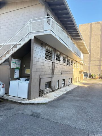 1508 Kewalo Street 203A, Honolulu, HI 96822