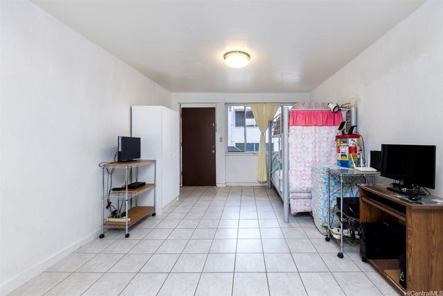 1508 Kewalo Street 203A, Honolulu, HI 96822