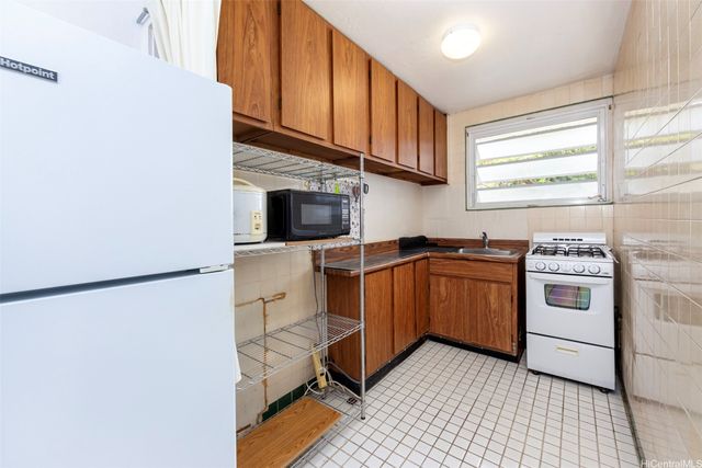 1508 Kewalo Street 203A, Honolulu, HI 96822