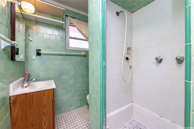 1508 Kewalo Street 203A, Honolulu, HI 96822