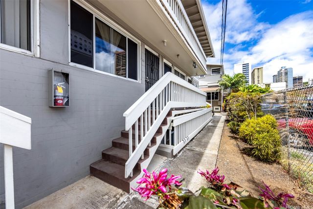 1508 Kewalo Street 203A, Honolulu, HI 96822