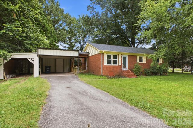 325 Grover Moore Place, Indian Trail, NC 28079