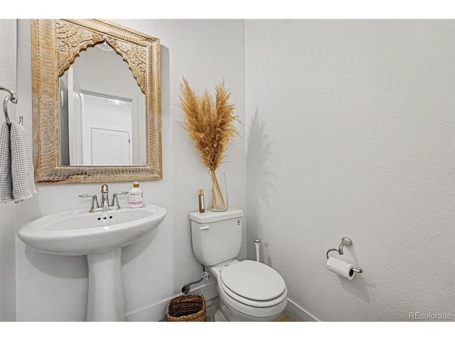 6781 Canosa St, Denver, CO 80221