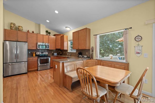 5230 Hollow Wood Court, St Louis, MO 63128
