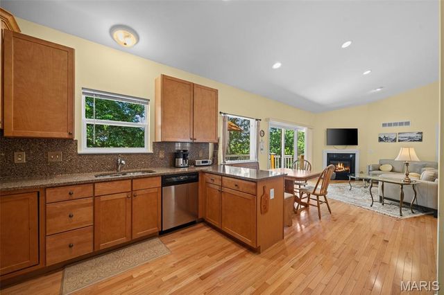 5230 Hollow Wood Court, St Louis, MO 63128
