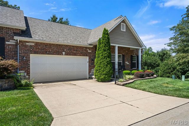 5230 Hollow Wood Court, St Louis, MO 63128