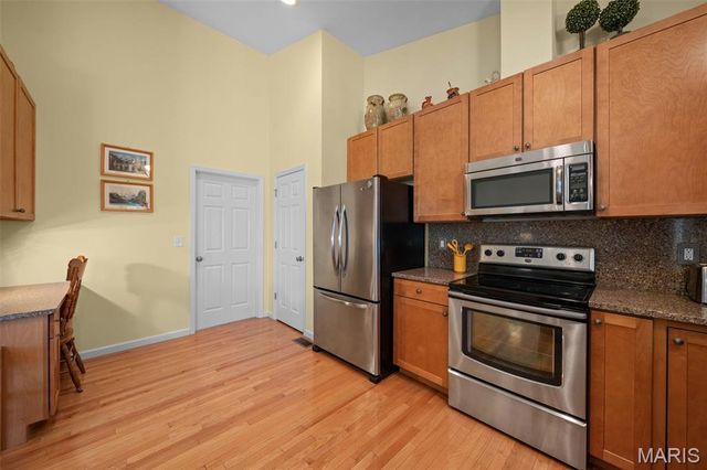 5230 Hollow Wood Court, St Louis, MO 63128