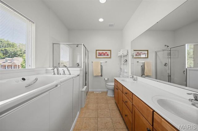 5230 Hollow Wood Court, St Louis, MO 63128