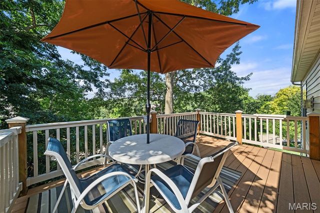 5230 Hollow Wood Court, St Louis, MO 63128