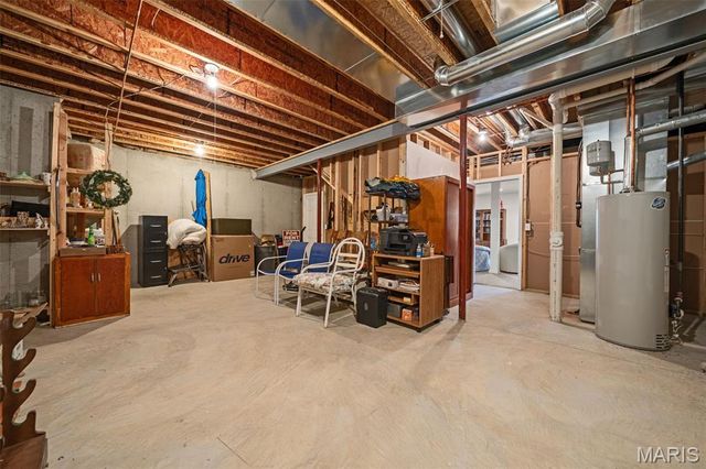 5230 Hollow Wood Court, St Louis, MO 63128