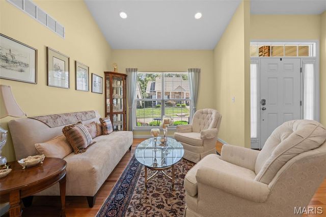 5230 Hollow Wood Court, St Louis, MO 63128