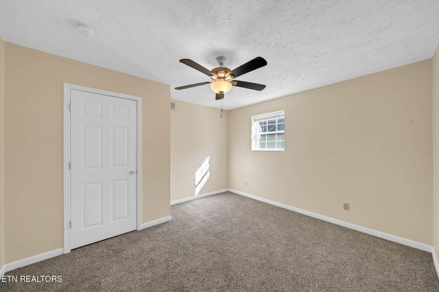 1690 River Bend Rd, Sevierville, TN 37876