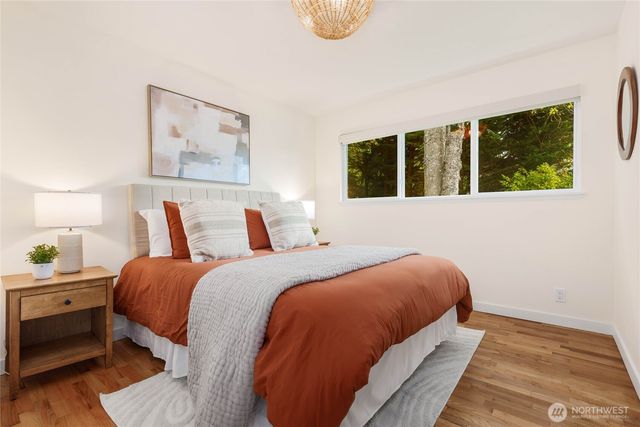 7047 NE 138th Street, Kirkland, WA 98034