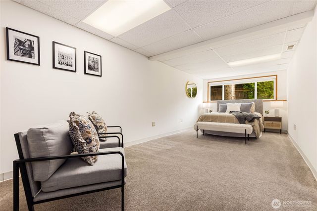 7047 NE 138th Street, Kirkland, WA 98034