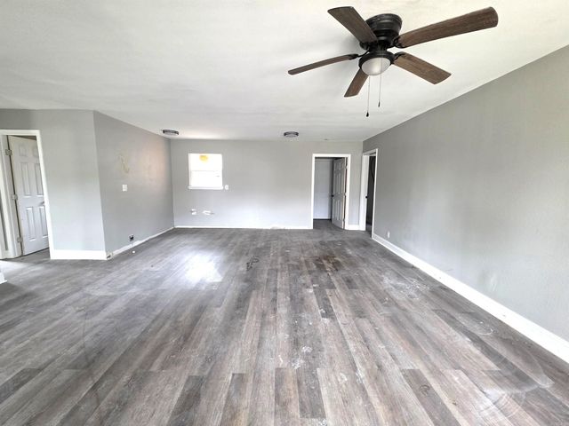 1302 Boston, Pine Bluff, AR 71603