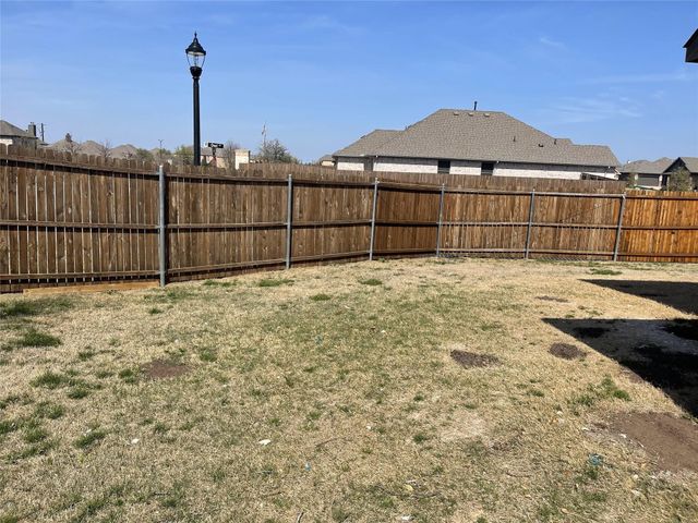 4025 mockingbird, Melissa, TX 75454