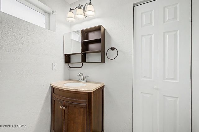 3350 W Ruthann Road, Tucson, AZ 85745