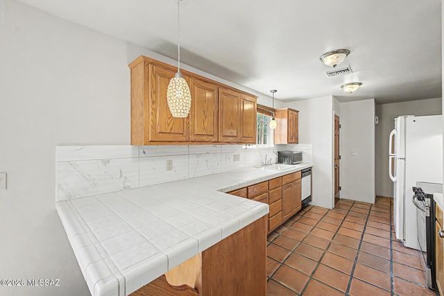 3350 W Ruthann Road, Tucson, AZ 85745