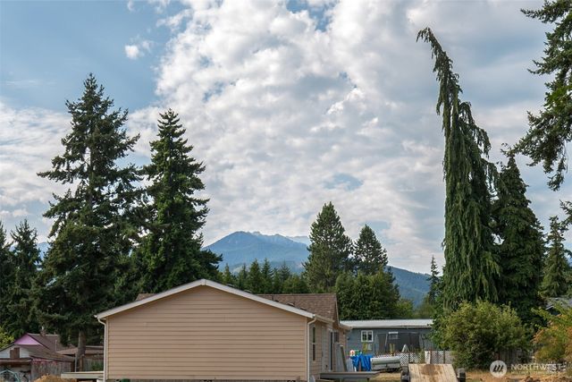 1126 W Lauridsen Boulevard, Port Angeles, WA 98362