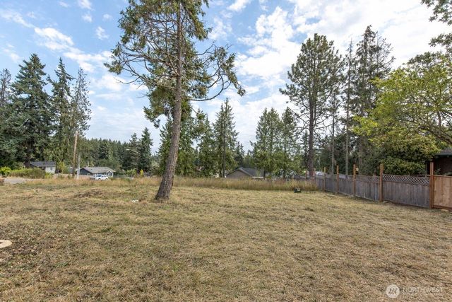 1126 W Lauridsen Boulevard, Port Angeles, WA 98362