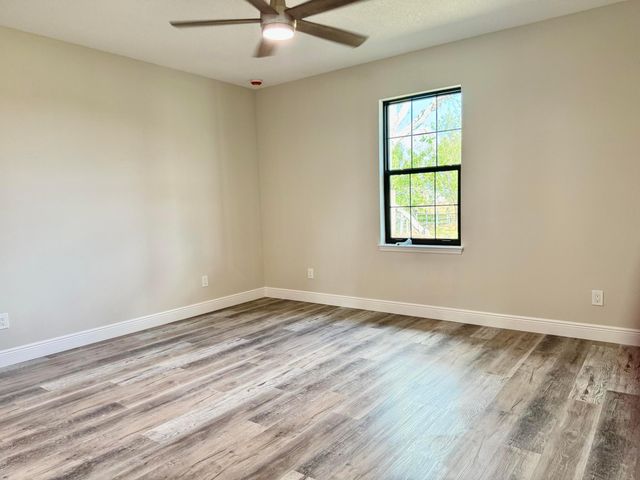 5009 SE 42nd Street, Okeechobee, FL 34974