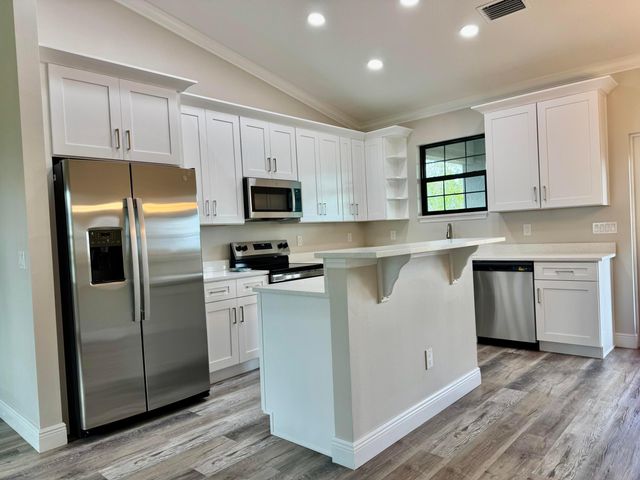 5009 SE 42nd Street, Okeechobee, FL 34974