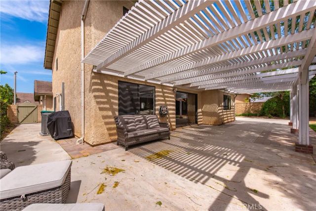 13792 Christian Barrett Drive, Moorpark, CA 93021