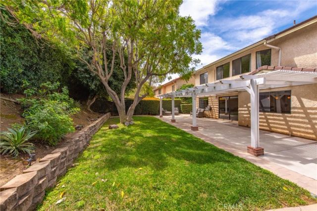 13792 Christian Barrett Drive, Moorpark, CA 93021