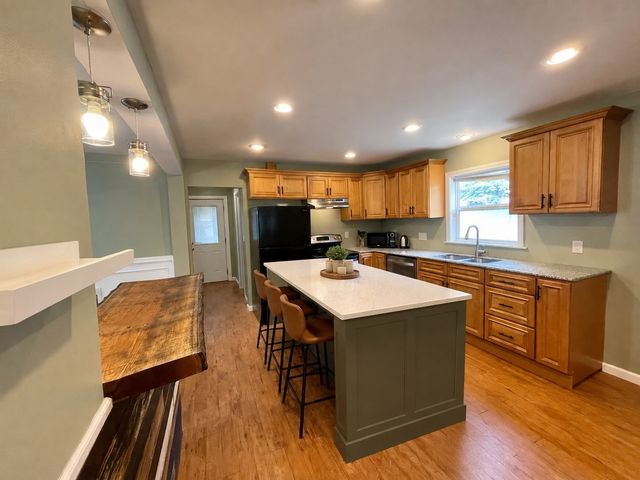 222 Parker St, Springfield, MA 01151