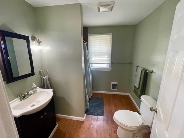 222 Parker St, Springfield, MA 01151
