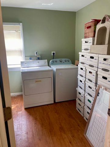 222 Parker St, Springfield, MA 01151