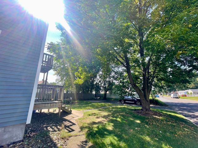 222 Parker St, Springfield, MA 01151