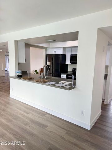 4813 W HAYWARD Avenue, Glendale, AZ 85301