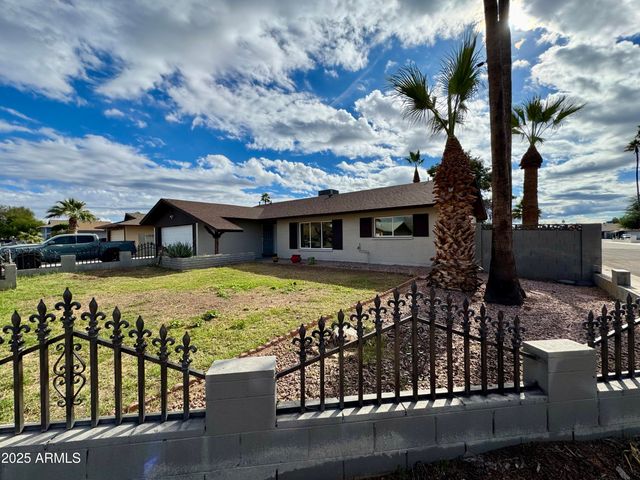 4813 W HAYWARD Avenue, Glendale, AZ 85301