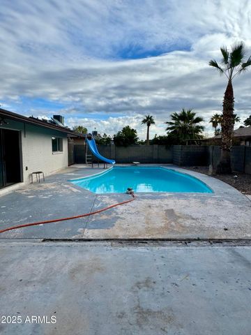 4813 W HAYWARD Avenue, Glendale, AZ 85301