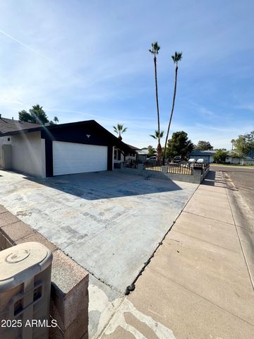 4813 W HAYWARD Avenue, Glendale, AZ 85301