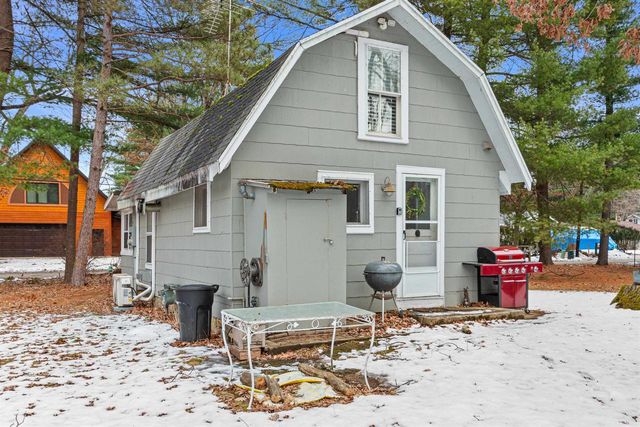 W6769 S SILVER LAKE ROAD, Wautoma, WI 54982